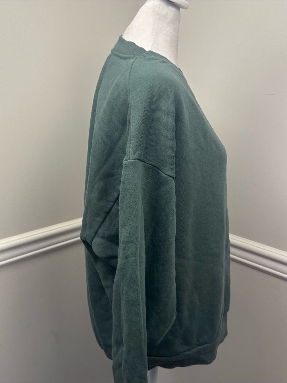 ALO Yoga Accolade Clover Green Crewneck Sweatshirt M - Picture 3 of 4